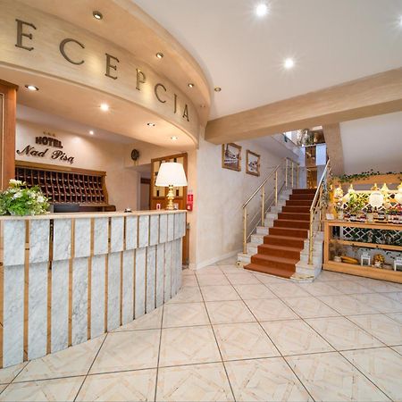 Hotel Nad Pisa Pisz Bagian luar foto