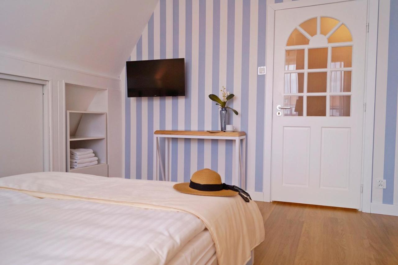 Hotel Nad Pisa Pisz Bagian luar foto