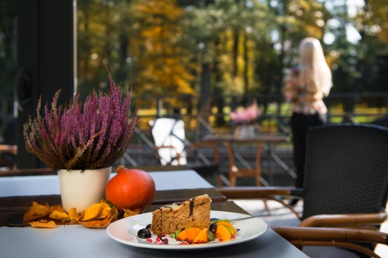 Hotel Nad Pisa Pisz Bagian luar foto