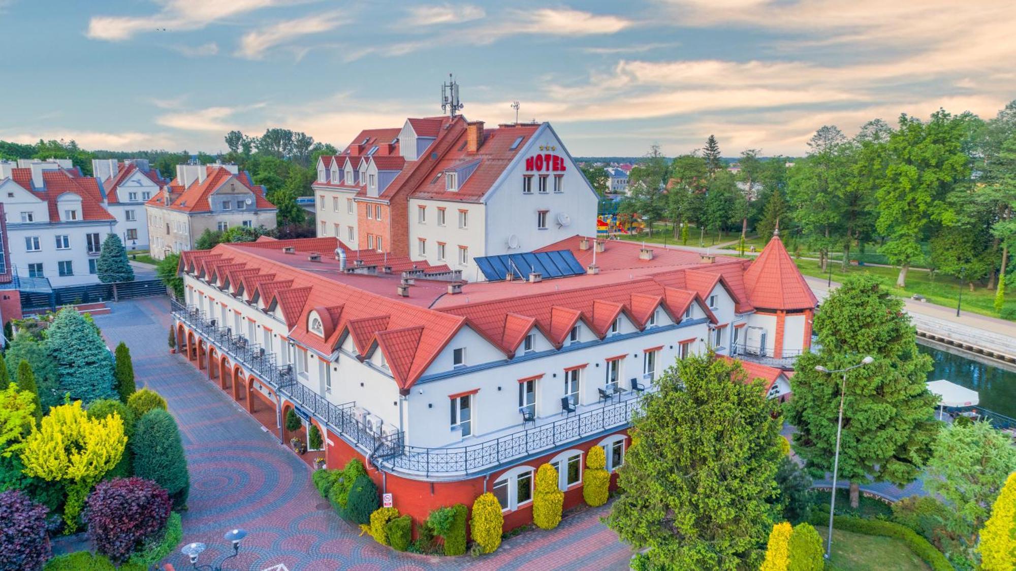 Hotel Nad Pisa Pisz Bagian luar foto