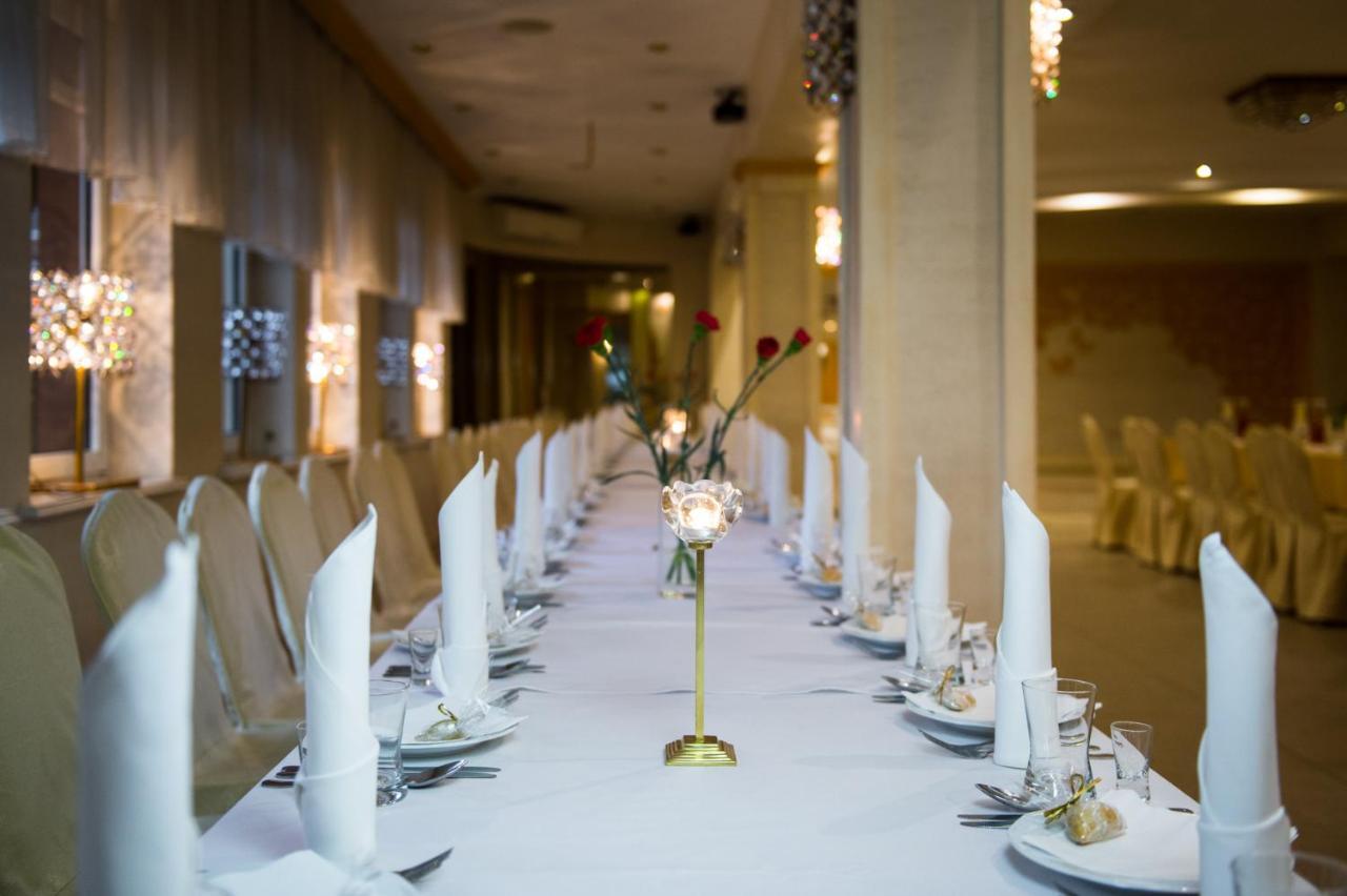 Hotel Nad Pisa Pisz Bagian luar foto